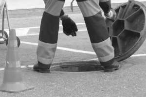 Қарағандыда екі жұмысшы құдықты тазарту кезінде көз жұмды