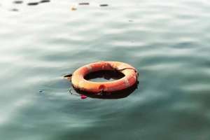 Елордада құтқарушылар суға батып бара жатқан ер адамды құтқарып қалды