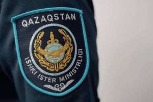 Ақтөбеде жоқ пәтерді жалға берген бойжеткен ұсталды