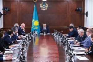 Бектенов Салық кодексінің жаңа редакциясын 20 ақпанға дейін мәжіліске енгізуді тапсырды