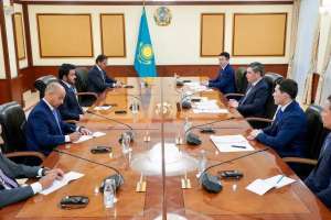 Олжас Бектенов халықаралық спорт ұйымдарының басшыларымен кездесті