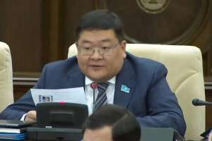 Айдос Сарым: Хатшылық қызметкерлері әскери міндеттерден босатыла ма