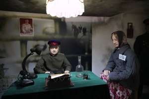 АЛЖИР: Аналардың қасіретке толы мекені