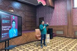 Jastar Talks: тележүргізуші Алмас Тоғай астаналық студенттермен сұхбаттасты