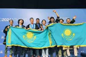 Қазақстандық оқушылар робототехникадан үш дүркін әлем чемпионы атанды