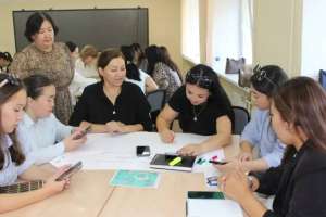 60 мыңға жуық қазақстандық педагог біліктілікті арттыру курстарынан өтті