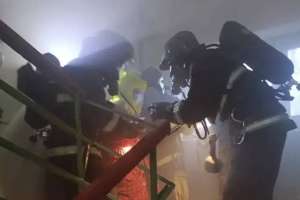 Ақтөбеде көпқабатты үйде үш адам тірідей өртеніп кете жаздады