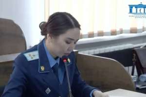 «Шерзаттың қолында кастет болды»: дүкенге сыра алуға келген Дархан Әскентай сотта жаңа түсініктеме берді