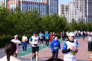 Елордада өткен қайырымдылық марафонына 3 мың адам қатысты