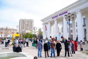 Астанадағы «Жастар» театры маңында бірлік мейрамы тойланды