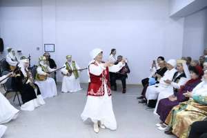 «Бір шаңырақ астында» : Елордалық белсенді зейнеткерлер Бірлік күніне орай концерт ұйымдастырды