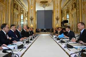 Мемлекет басшысы Франция Президентімен кеңейтілген құрамда келіссөз жүргізді