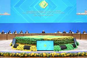 Шетелдік инвесторлар жоғары білікті мамандарын әкелді – Қасым-Жомарт Тоқаев