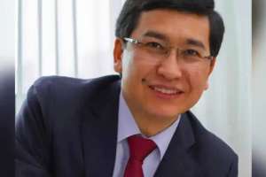 «Аптасына бір рет тұсау кесемін»: Аймағамбетов өзіне көп ұсыныстар түсетінін айтты