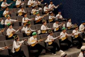 «Күй күмбірі» челленджі: Астанада 300 жас музыкант әйгілі күйлерді орындады