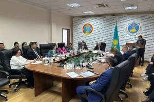 Мәслихат депутаттары бюджетті тиімді жоспарлау мәселелерін талқылады