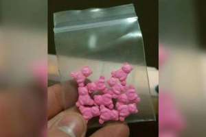 «Құлпынай квик»: Мектептерде құрамында есірткі бар кәмпиттер таратылып жатыр ма