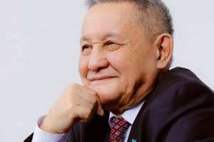 Жеңіс Қасымбек: Серік Ақсұңқарұлы – тұтас қазақ еліне ортақ айбоз ақын