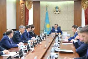 Депутаттар Сенат отырысының күн тәртібін бекітті