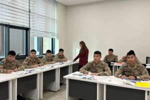 Жыл сайын 450-ге жуық әскери қызметші арнайы курстарға жіберіледі