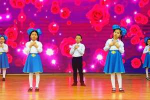 Елордалық оқушылар арасында «Рақмет, ана» челленджі басталды