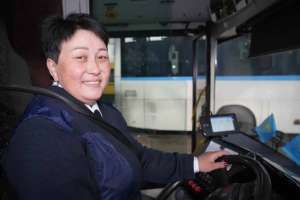 «Автобус жүргізу – асыл арманым болды»: нәзік жанды астаналық жүргізушімен сұхбат