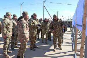 Қорғаныс министрі Жеңістің 80 жылдығына арналған парадқа дайындық барысын тексерді