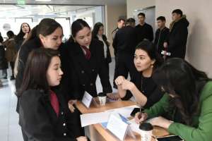 Жұмысшы мамандықтар жылы: Астанада бос жұмыс орындары жәрмеңкесі өтеді