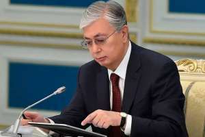 Президент бала құқықтарын қорғау мәселесіне қатысты заңға қол қойды