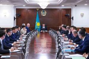 «Бәрімізден нақты нәтиже күтіп отыр»: Олжас Бектенов министрлер мен әкімдерге бірқатар тапсырма жүктеді