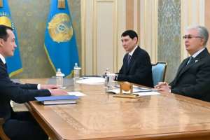 Президент «QazaqGaz» ҰК» АҚ басқарма төрағасы Санжар Жаркешовті қабылдады
