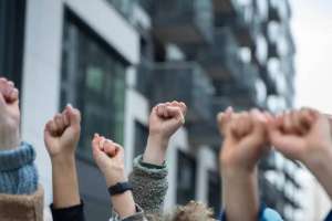 Флешмоб аясында 300-ден астам қайырымдылық шарасы ұйымдастырылды