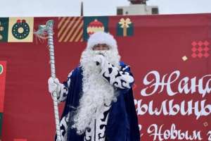 Көңілді старттар мен шеберлік сабақтары: Астанада жаңа жылдық ойын-сауық басталды