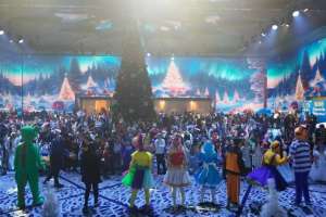 Астана әкімдігінің атынан балаларға арналған жаңа жылдық шырша мерекесі өтті