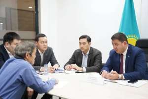 Ерлан Каналимов мәслихатта қала тұрғындарын қабылдады