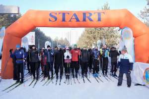 Астанада бұқаралық шаңғы тебу шарасына 200-ге жуық адам қатысты