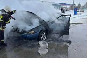 ТЖМ  құтқарушылары жанып жатқан көлікті сөндірді