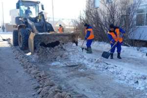 Елордада 2 600-ден астам жұмысшы қар күреуге шықты