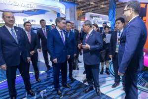 Олжас Бектенов Қытай халықаралық импорт көрмесінің ашылуына қатысты