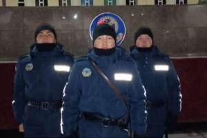 Астаналық ұландықтар екі азаматты есірткімен ұстады