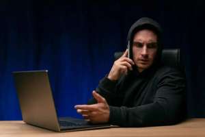 Жиырма жасөспірім алаяқтарға алданды