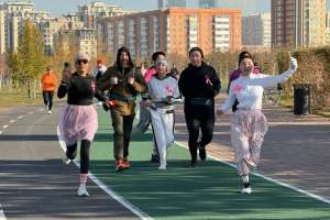 Pink Run: Ботаникалық саябақта қатерлі ісікке қарсы жарыс өтті