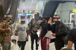 Пәкістандық туристер елден мәжбүрлі түрде шығарылды