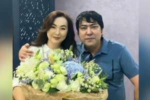 Мейрамбек Бесбаевтың жары үшінші сәбиін өмірге әкелді