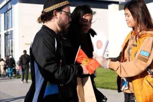 Дүниежүзілік көшпенділер ойындарында 100 келіден аса бауырсақ таратылды