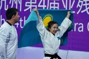 Жеңіс Қасымбек пара дзюдошы Ақмарал Науатбекті жеңісімен құттықтады