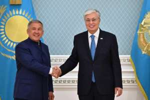 Президент Татарстан басшысымен ынтымақтастық мәселелерін талқылады