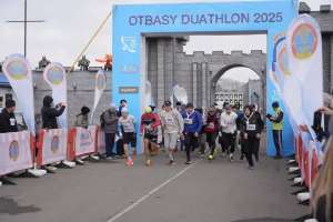 Республика күніне орай елордада отбасылық дуатлон өтті