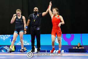 Президент балуан Шұғыла Өмірбекті жеңісімен құттықтады