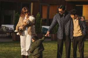 «Үш жылдың жемісі»: Ерке Есмахан Raim-мен отау құрғандарына үш жыл толғанын айтты